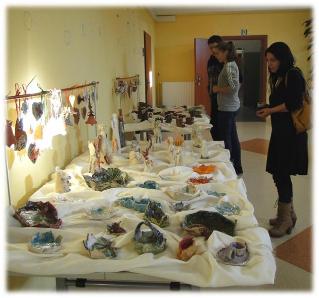 Wystawa prac ceramicznych