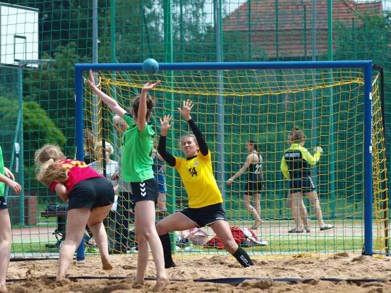 Młodzieżowe Mistrzostwa Dolnego Śląska w piłce ręcznej plażowej