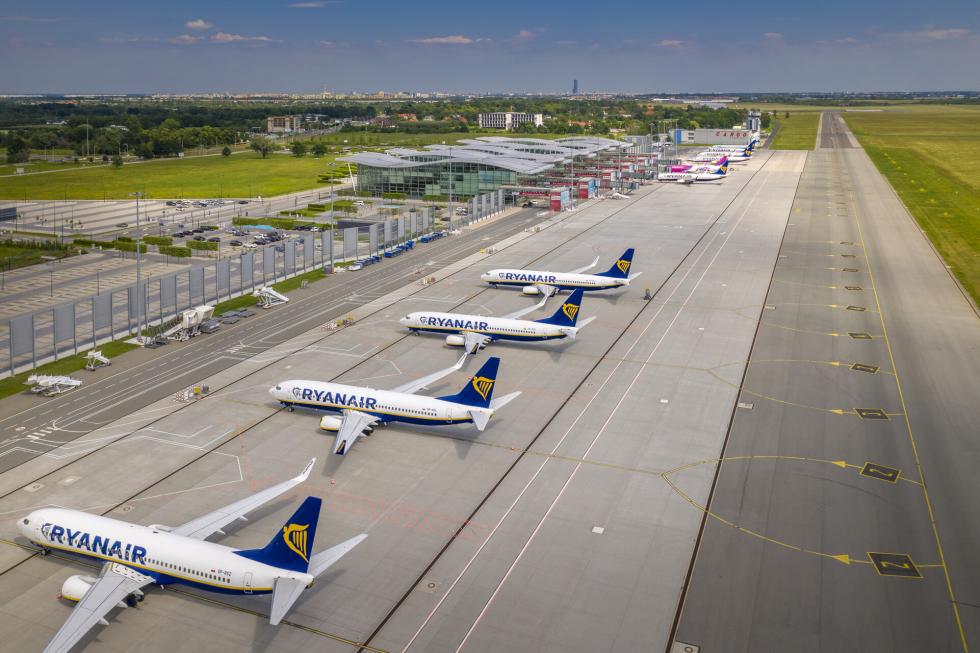 Wielki start na wrocławskim lotnisku. Do rozkładu lotów powróciły Wielka Brytania i Ukraina
