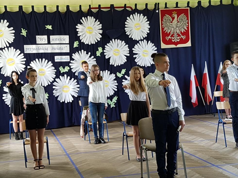 Zespół Szkolno-Przedszkolny im. Marii Konopnickiej w Rogowie Sobóckim   