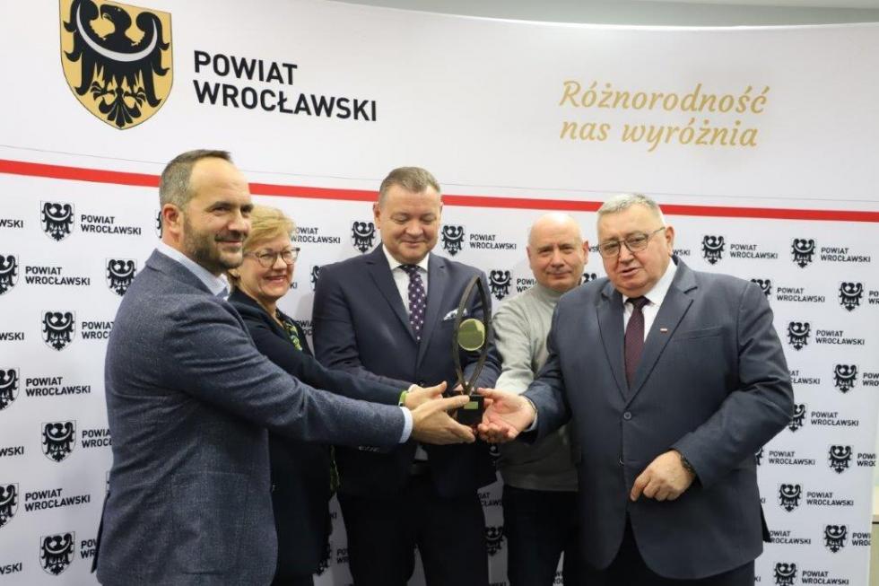Sukces powiatu wrocławskiego na Europejskim Kongresie Samorządów w Mikołajkach 