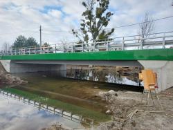 Czernica - Budowa mostu na rzece Graniczna między miejscowościami Chrząstawa Wielka  i Chrząstawa Mała