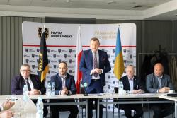 Powiat Wrocławski - Przedsiębiorcy chcą zatrudniać obywateli Ukrainy