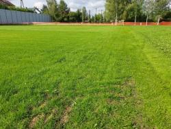 Siechnice - Trawiaste boisko przy Szkole Podstawowej w Żernikach Wrocławskich już gotowe