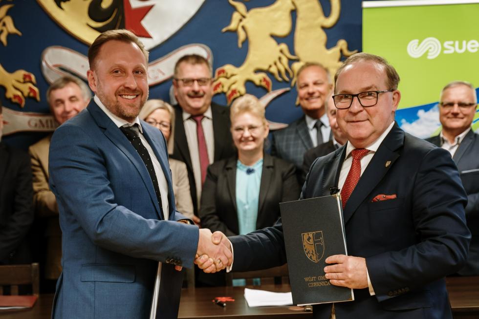 Gmina Czernica podpisaa 33 letni umow w formule Partnerstwa Publiczno-Prywatnego