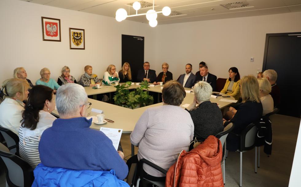III Posiedzenie Rady Seniorw Powiatu Wrocawskiego