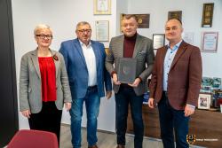 Siechnice - Burmistrz Siechnic podpisał list intencyjny dotyczący nowego wjazdu do Wrocławia w Zacharzycach
